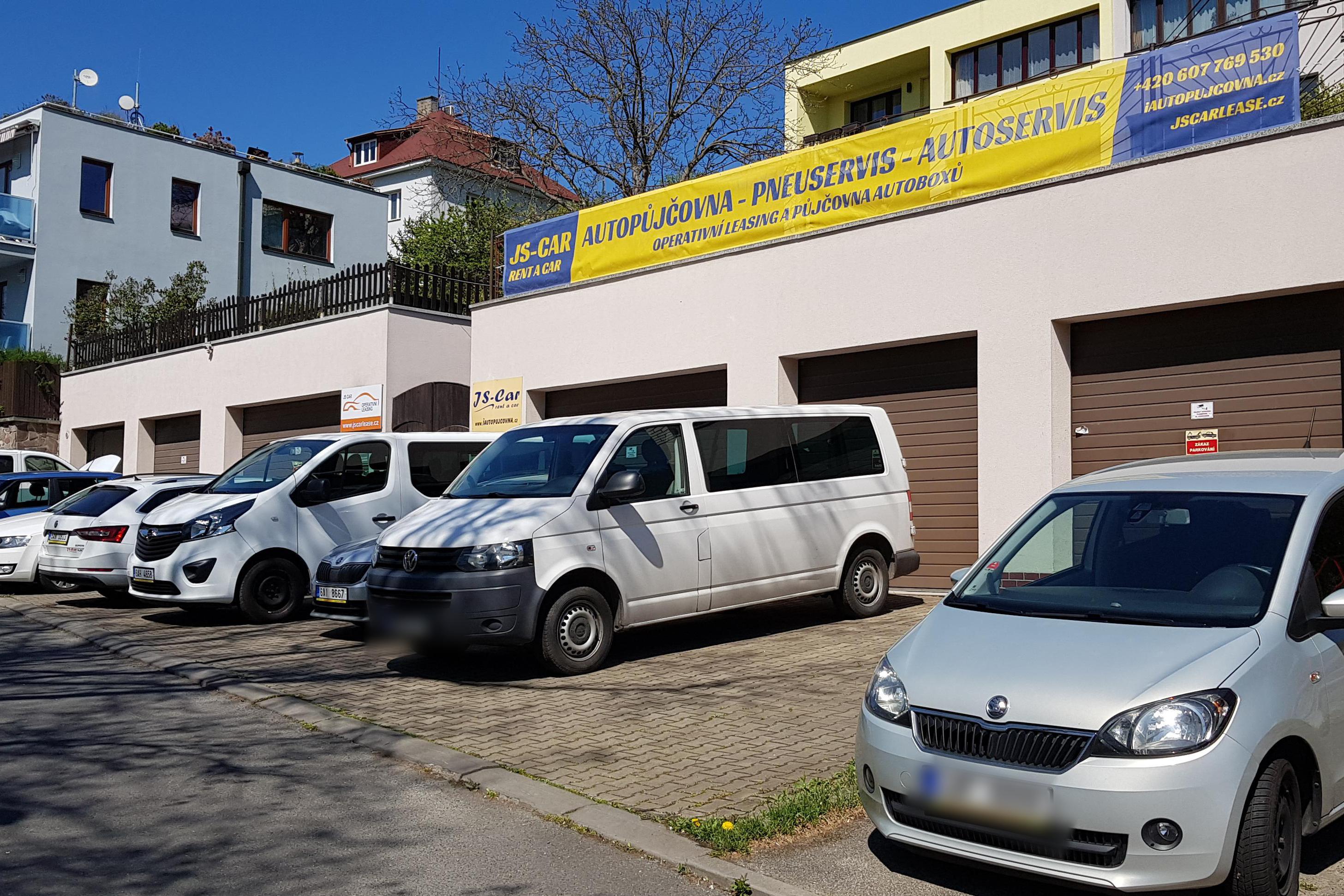 Pneuservis JSCAR Lease s.r.o.
