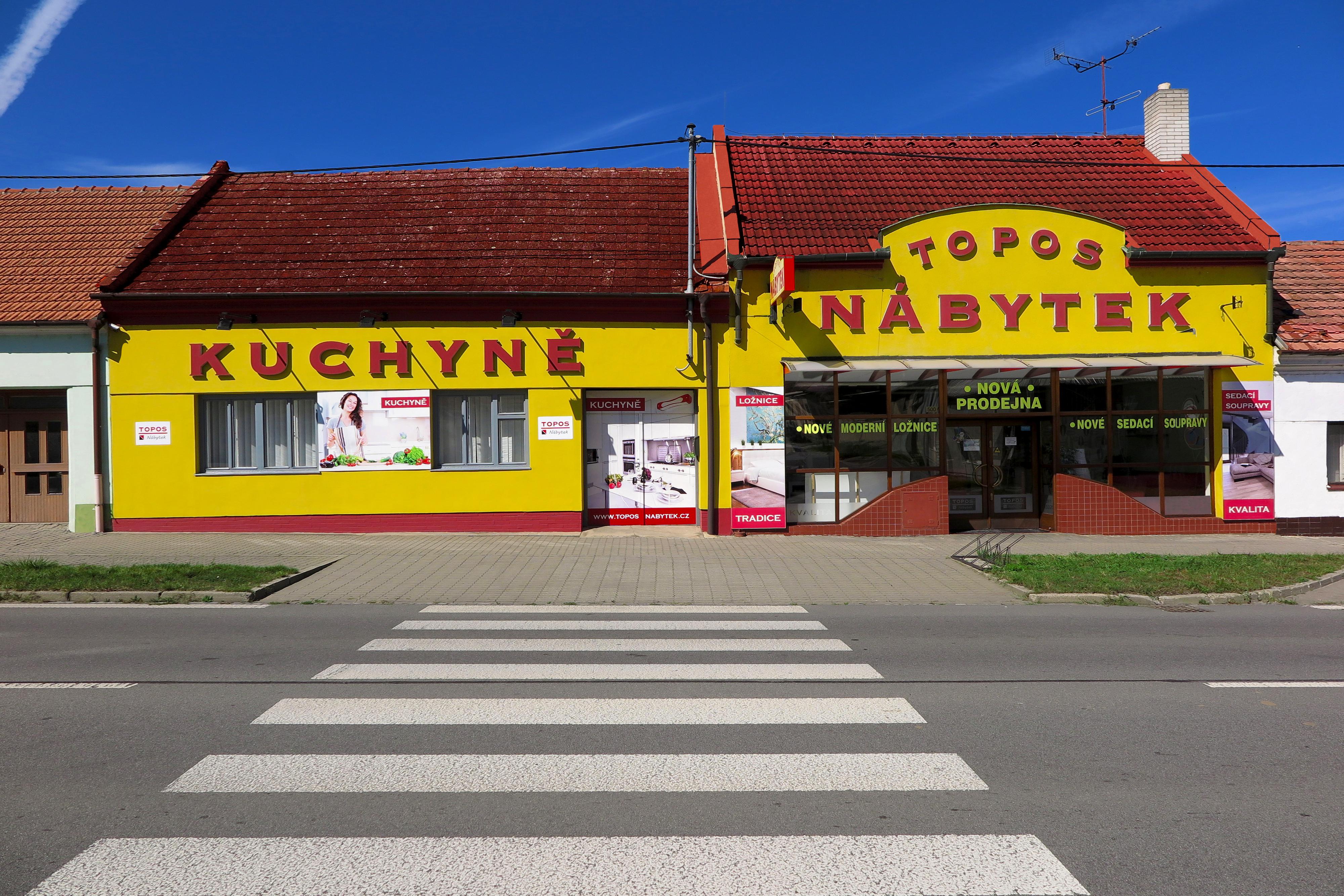 TOPOS nábytek foto 5
