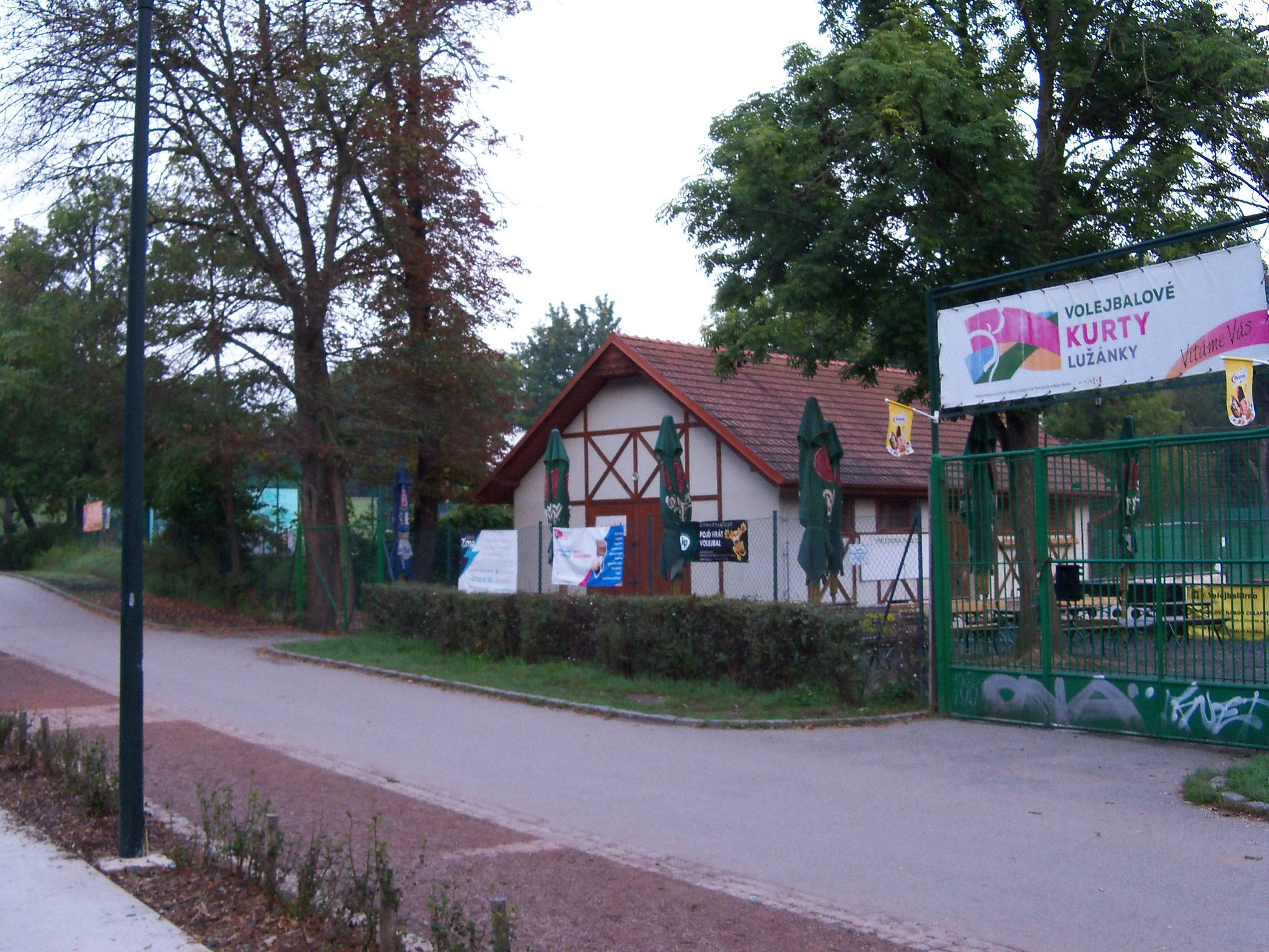 Volejbalové kurty Lužánky foto 2