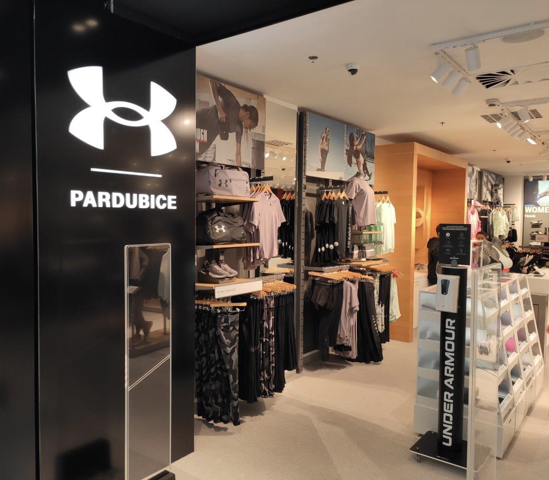 Under Armour Brand House foto 3