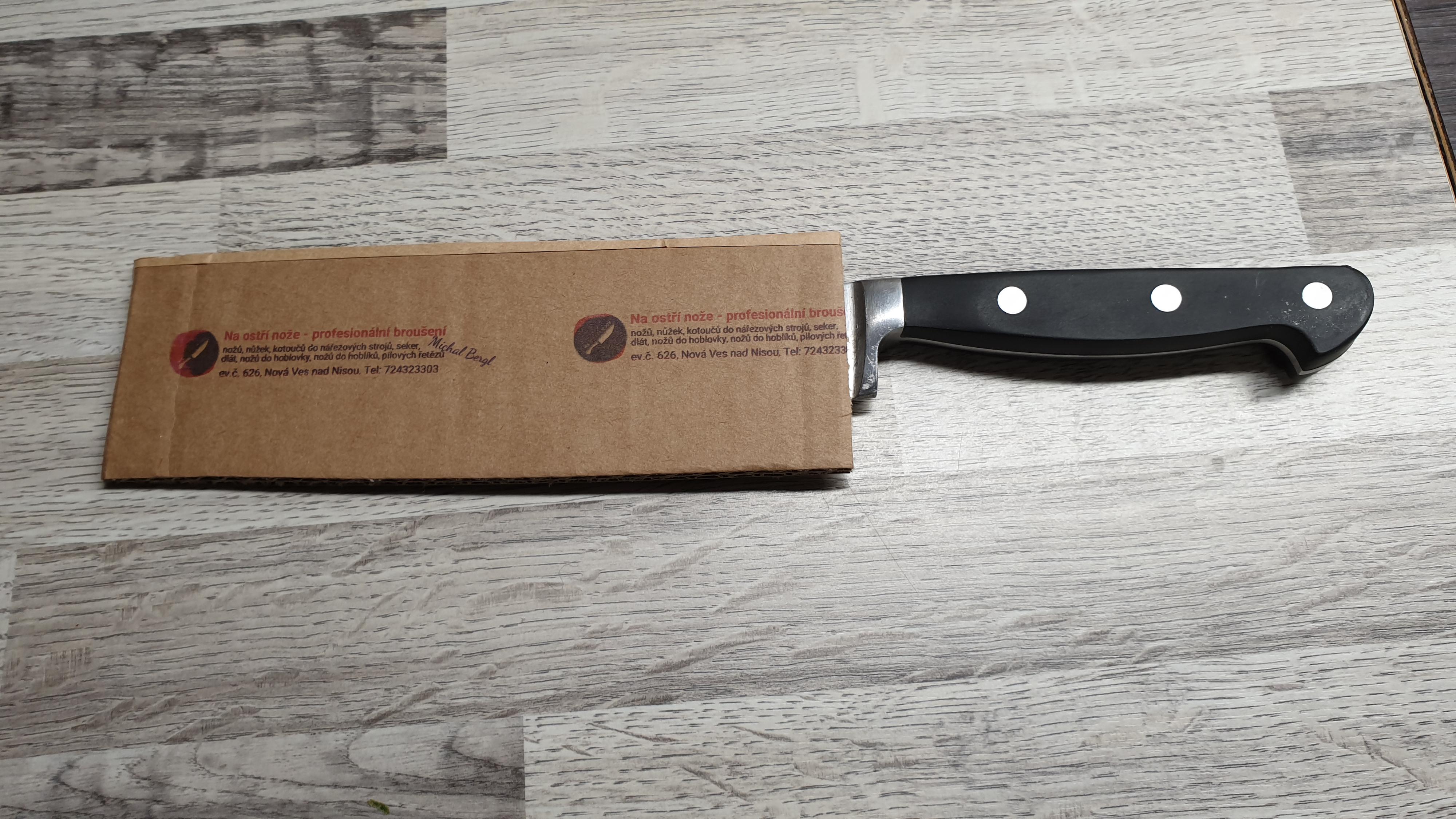 Na ostří nože foto 3