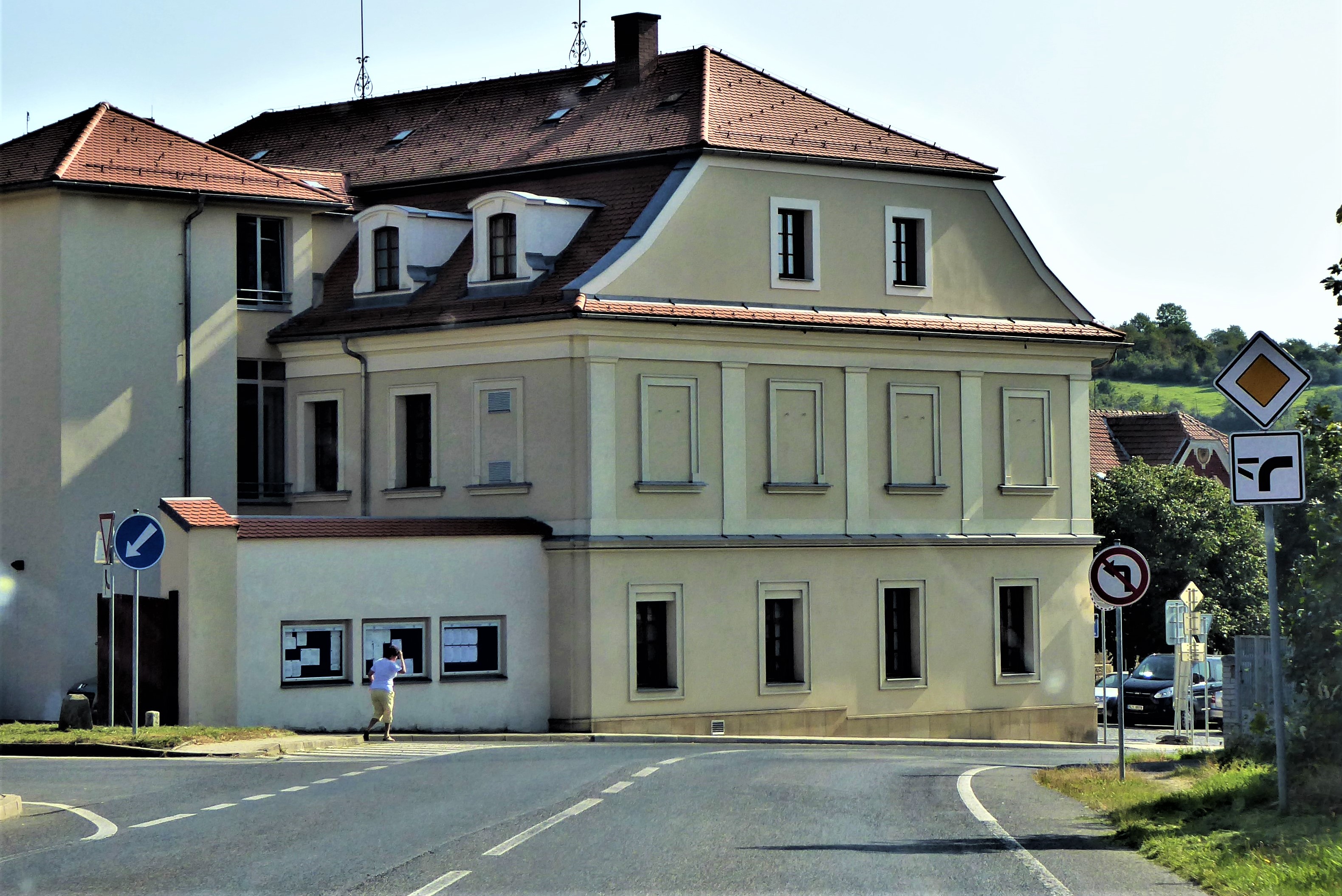 Žandov - městský úřad foto 2