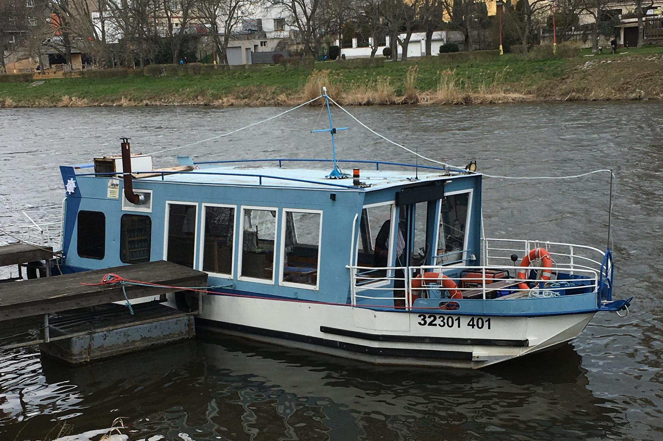 LODNÍ ŠKOLA - 1. LABSKO-VLTAVSKÁ PLAVEBNÍ SPOLEČNOST- LODNÍ AKADEMIE