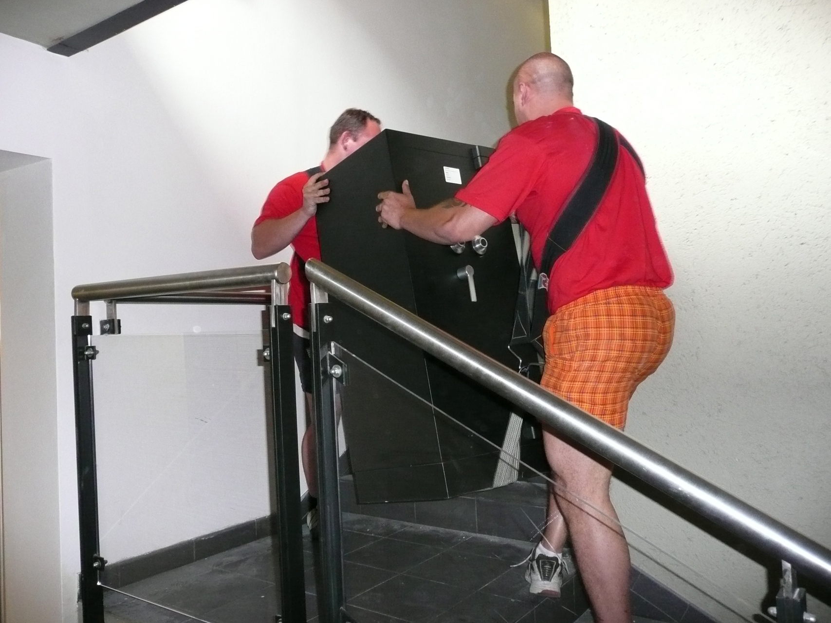 STĚHOVÁNÍ Praha, spol. s r.o. foto 3