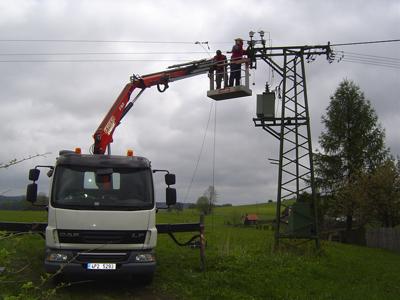 JAN MAREK - výškové práce - kontejnery foto 4
