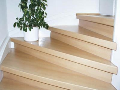 Renovace dveří a schodů Welle foto 2