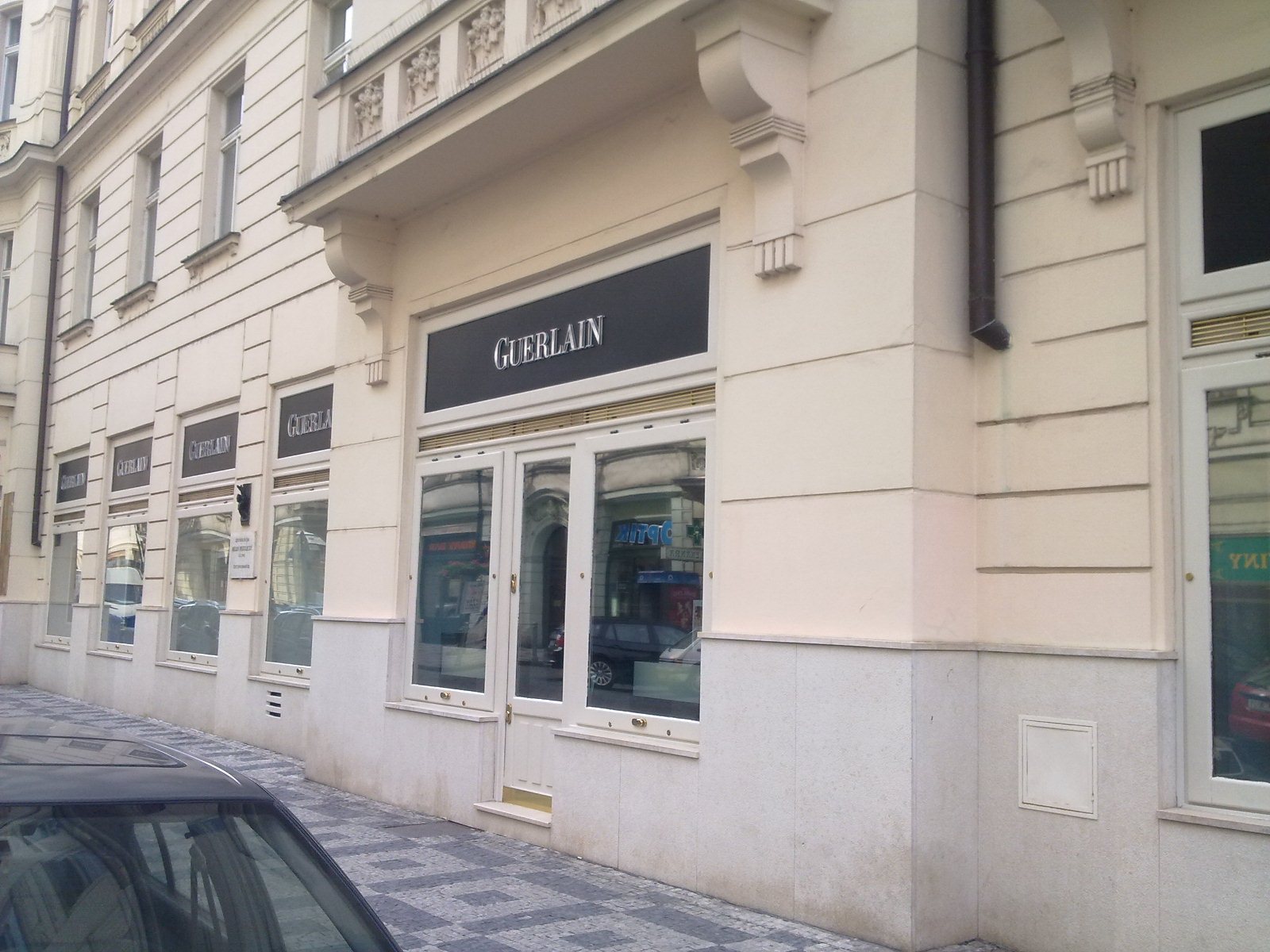 Guerlain L´Institut Praha