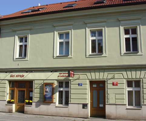 Martin Zuska - Šicí stroje foto 2