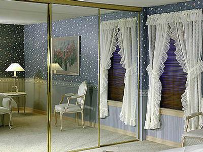 Roman Gryc - Vestavěné skříně na míru foto 3