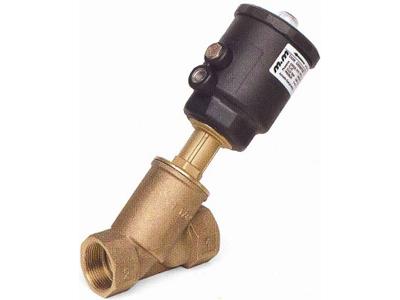 Robert Beneš - BESO foto 4