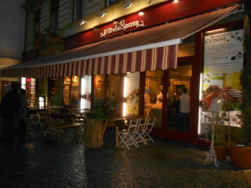 Restaurace U dvou sester foto 3