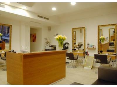 James Hair s.r.o. foto 2