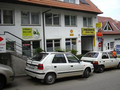 AUTO-PNEU-SERVIS Lubomír Novotný, s.r.o. foto 2
