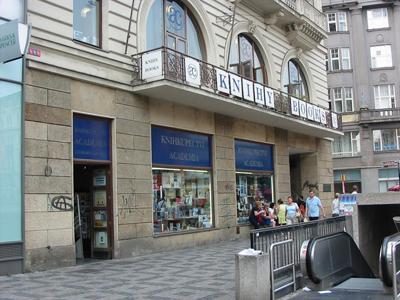 Knihkupectví Academia foto 2