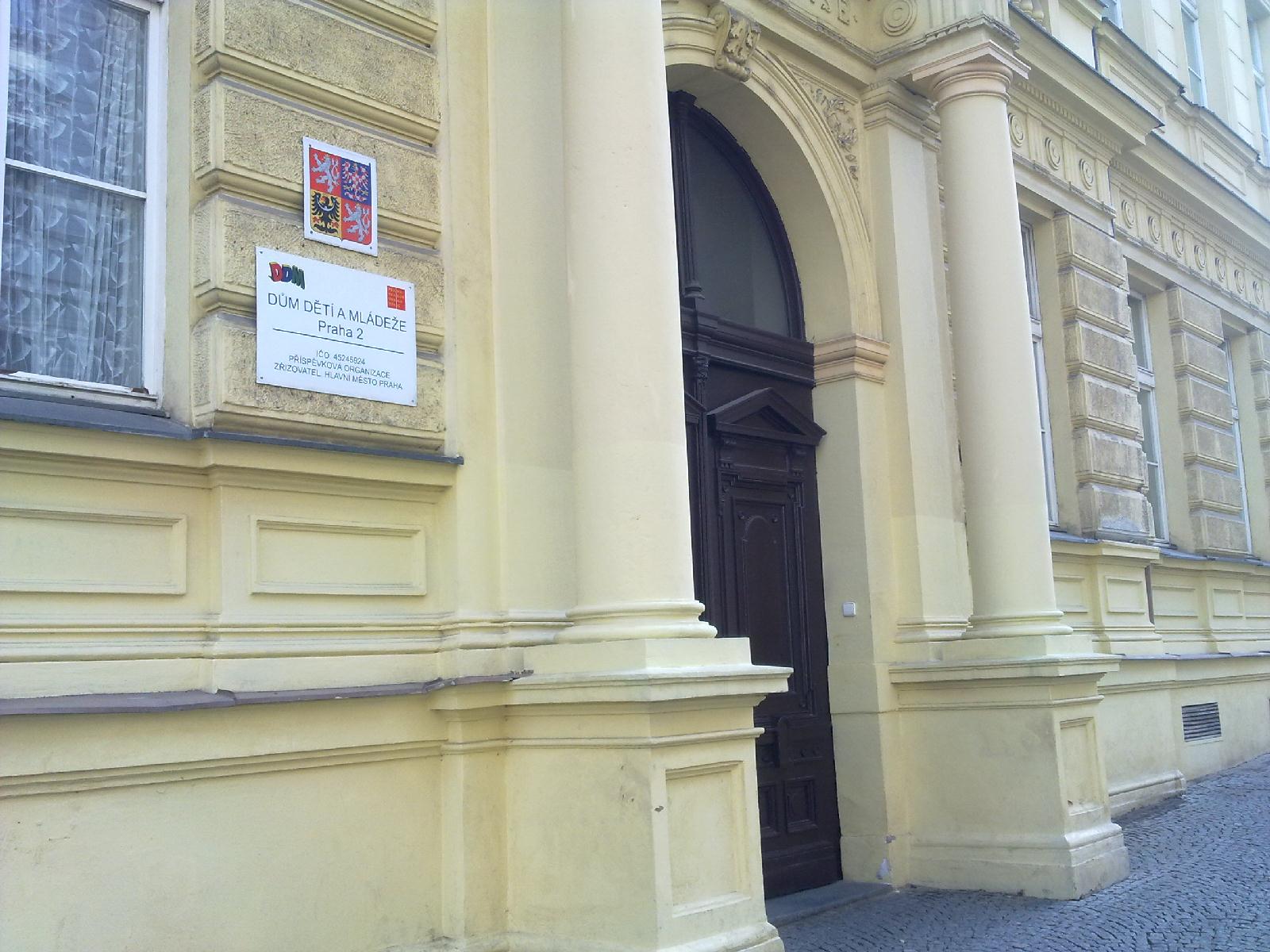 Dům dětí a mládeže Praha 2 foto 2