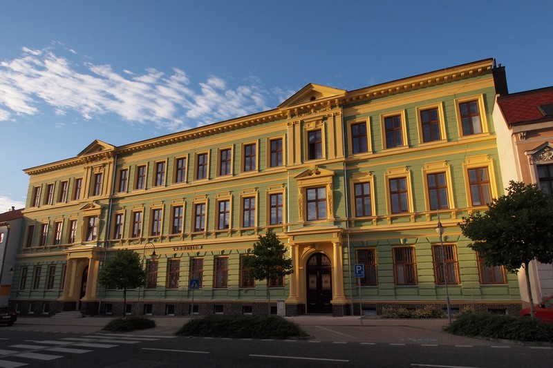 Podkrušnohorské gymnázium, Most