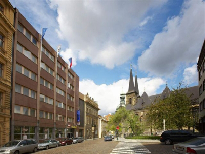 LUXURY FAMILY HOTEL Bílá Labuť