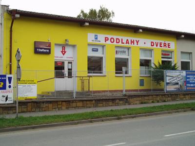 PODLAHY DVEŘE Karel Smetana foto 2