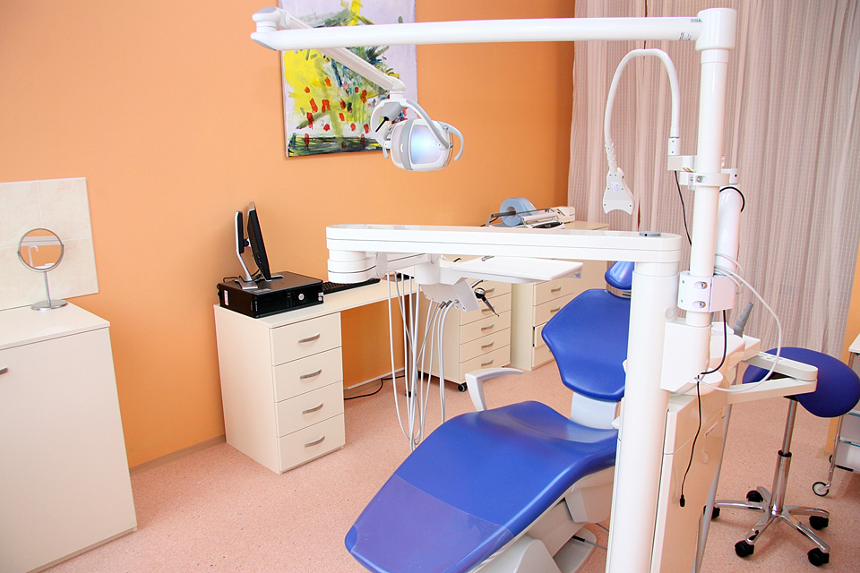 Zubní klinika a pohotovost FIT Dental foto 2
