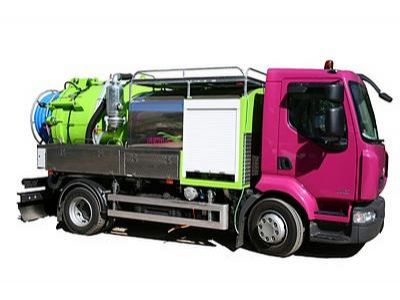 Herčík a Kříž - Čištění kanalizace foto 2