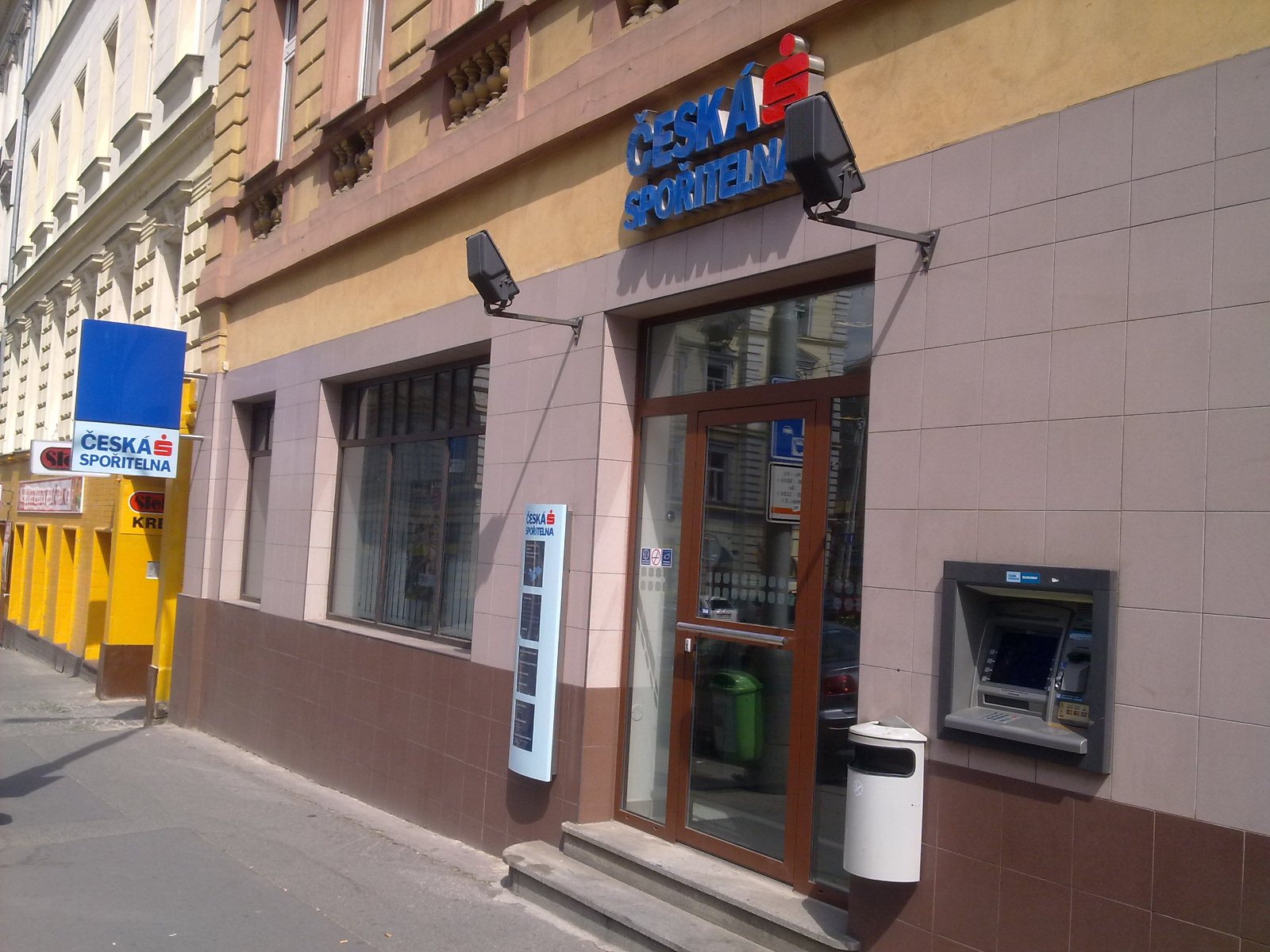 Česká spořitelna, a.s. foto 2