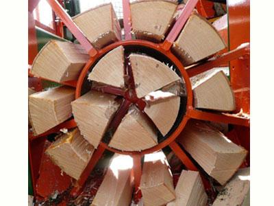 RALEDO - prodej štípaného palivového dříví foto 2