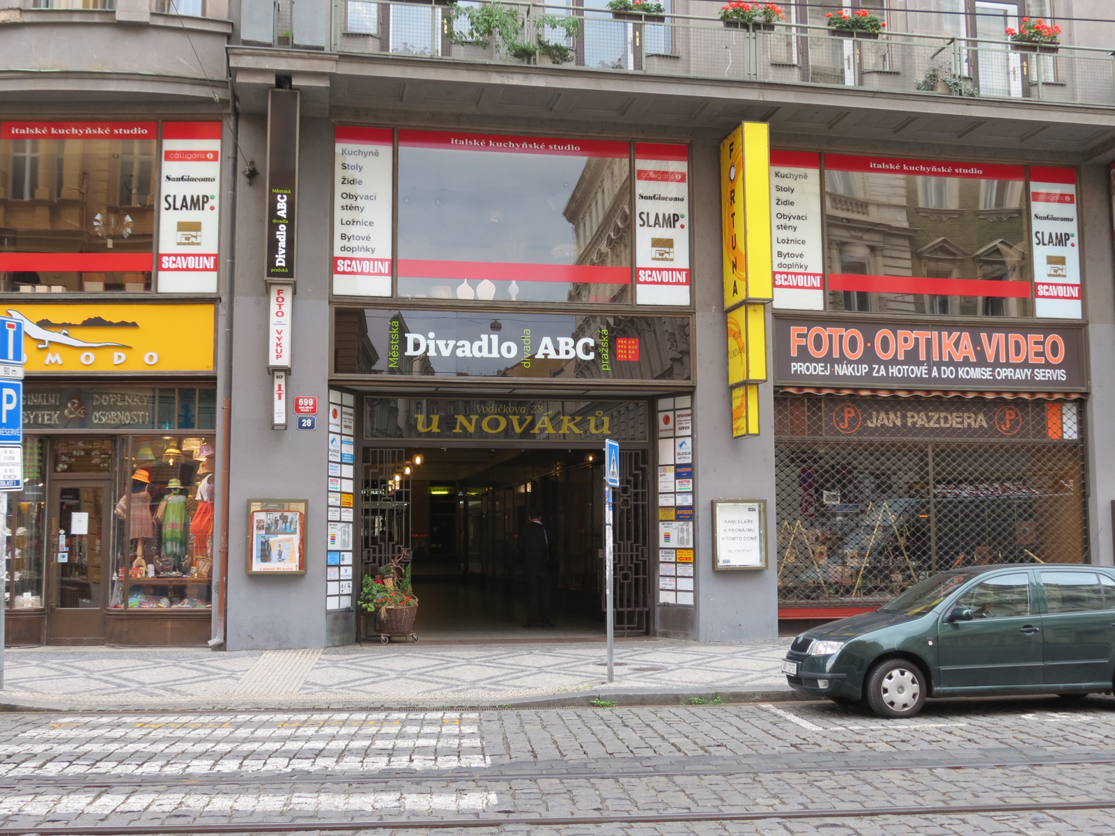 Divadlo ABC foto 2