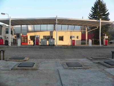 Jaroslav Mrázek - Čerpací stanice