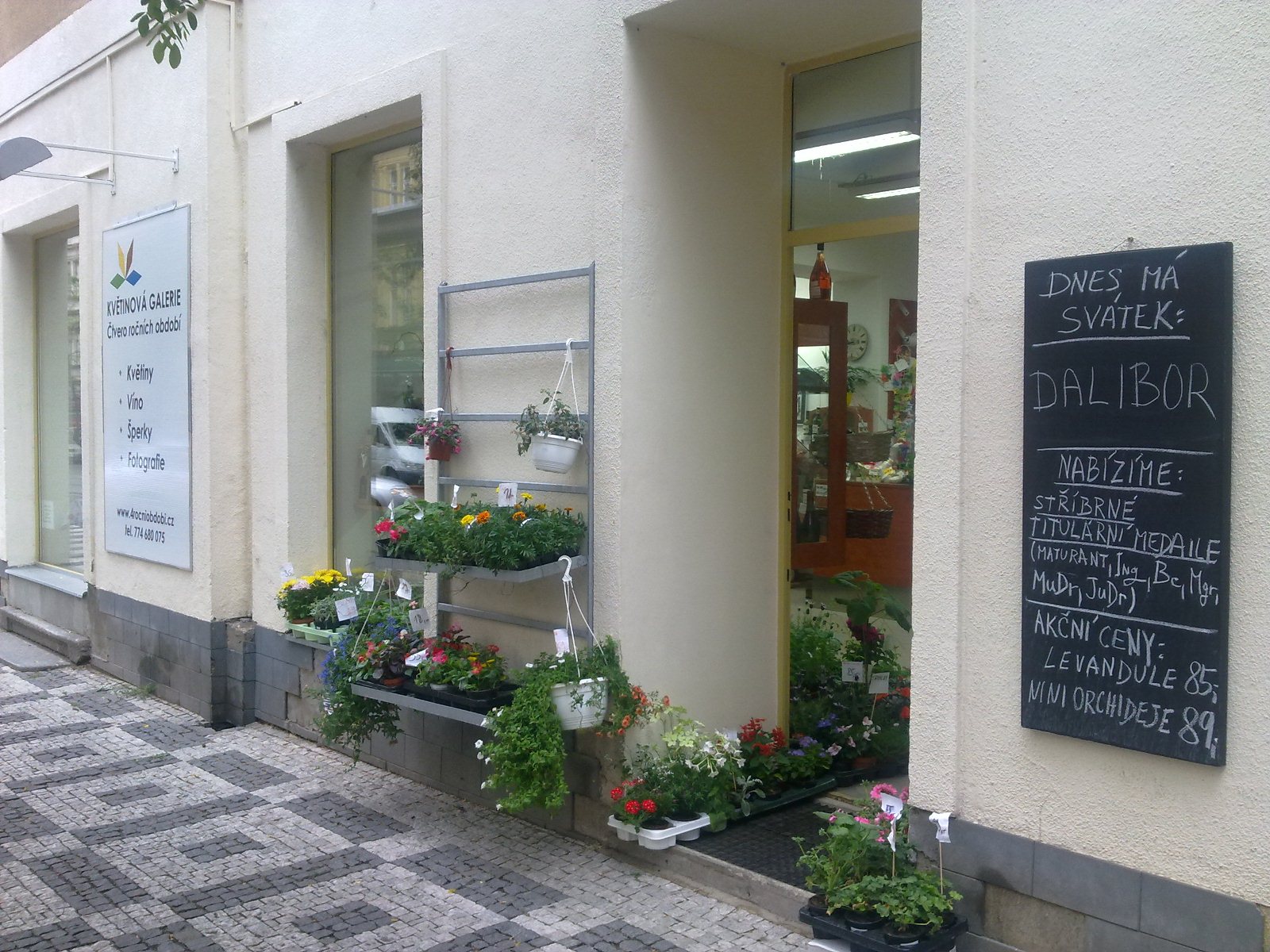 KVĚTINOVÁ GALERIE Čtvero ročních období, s.r.o.