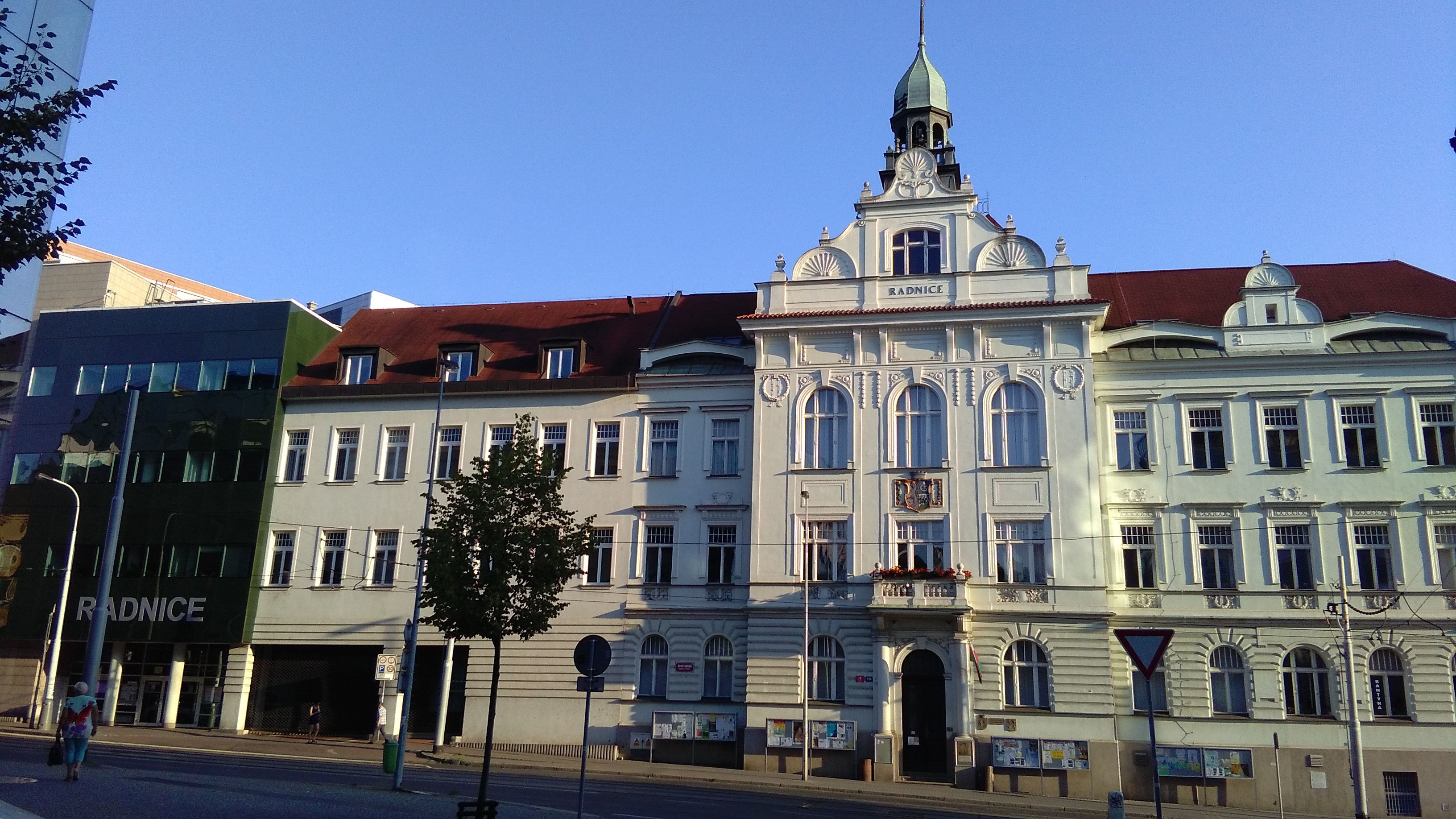 Úřad městské části Praha 9 foto 3