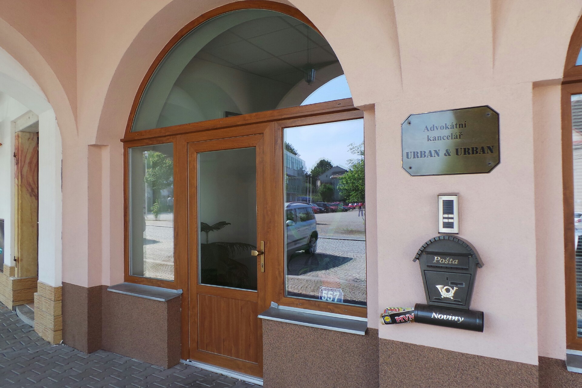 Mgr. Bernard Urban, advokát