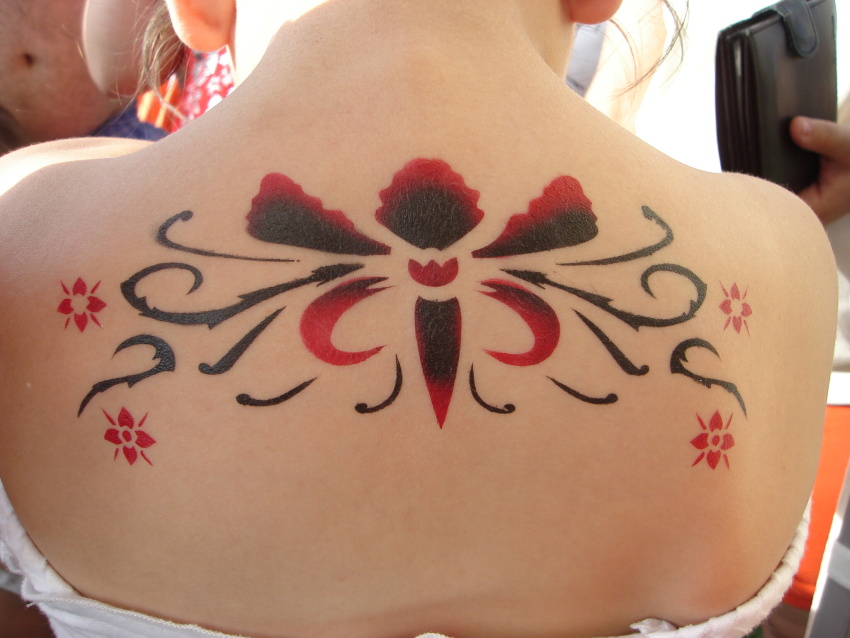 Sunkiss Airbrush Tattoo foto 5