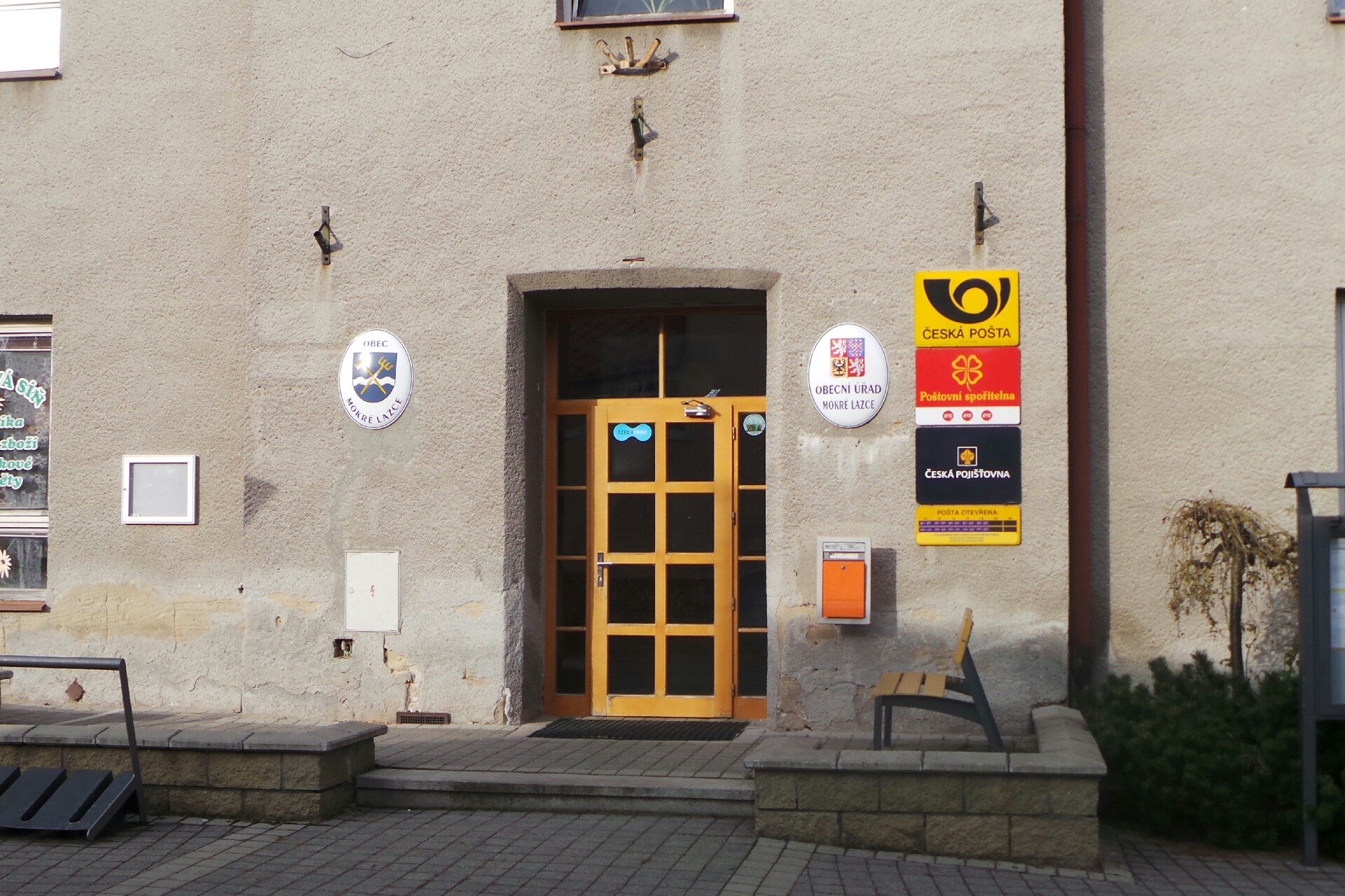 Mokré Lazce - obecní úřad