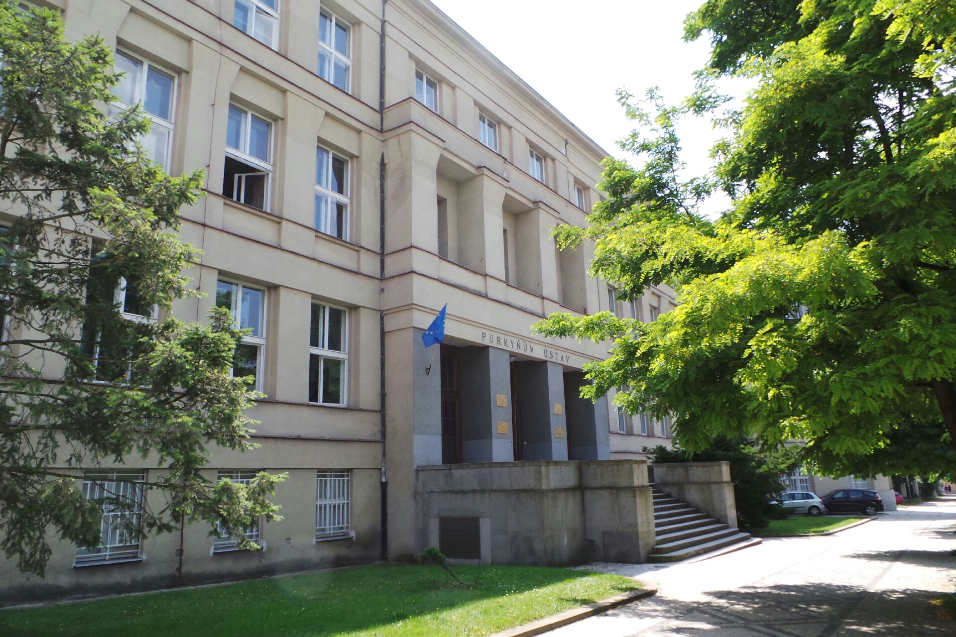 Ústav histologie a embryologie 1. LF - Univerzita Karlova