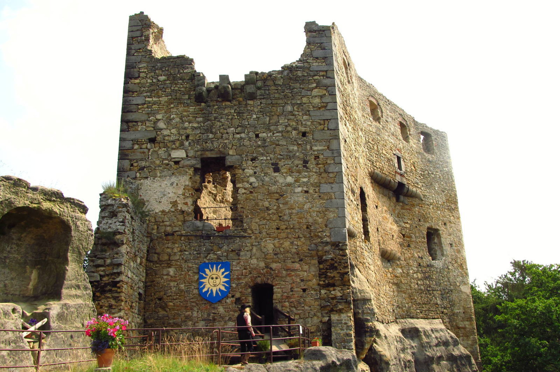 Zřícenina hradu Valečov foto 2