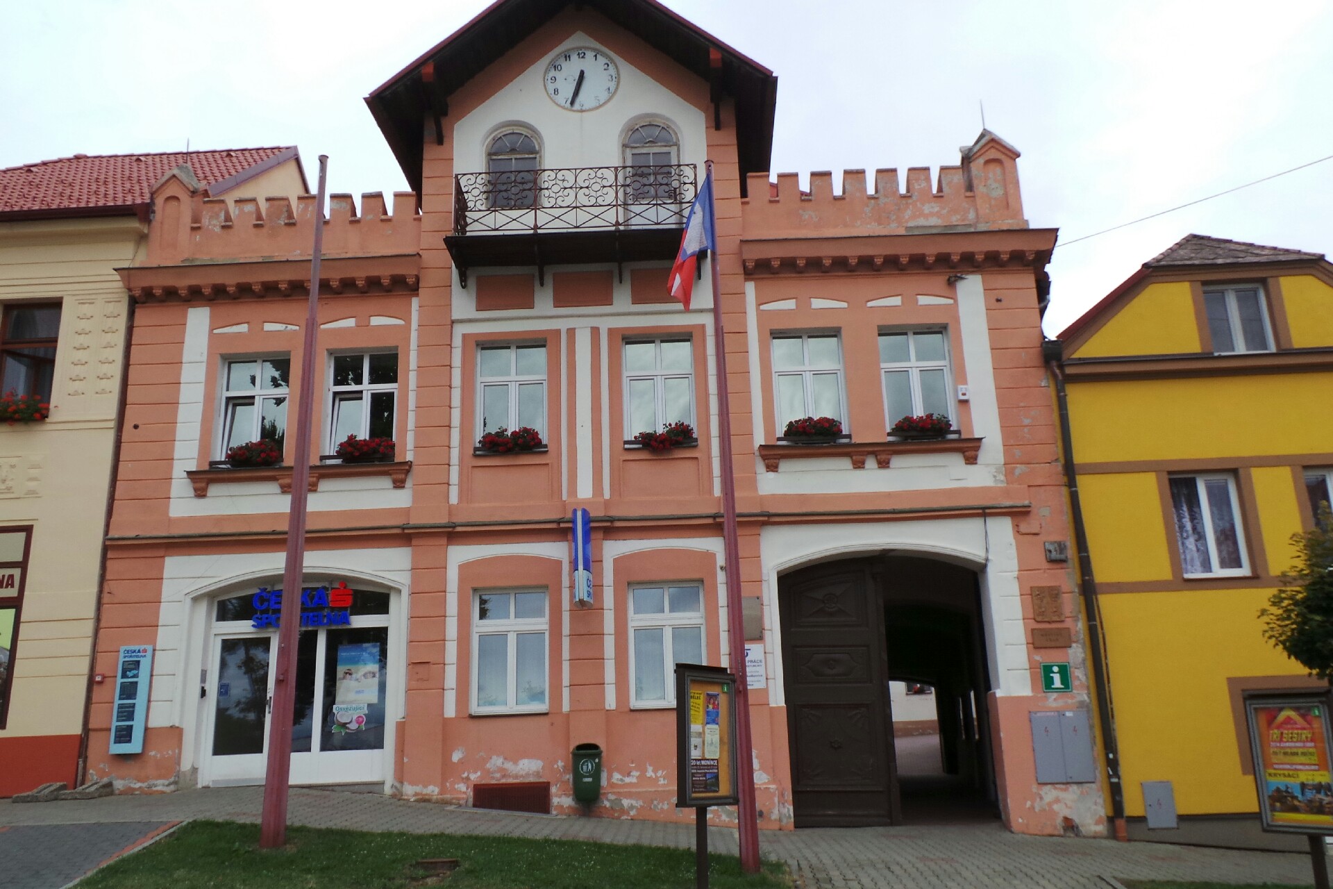 Mladá Vožice - městský úřad