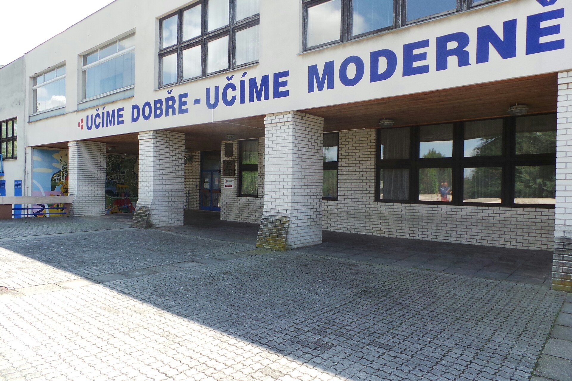 Integrovaná střední škola technická, Benešov, Černoleská 1997