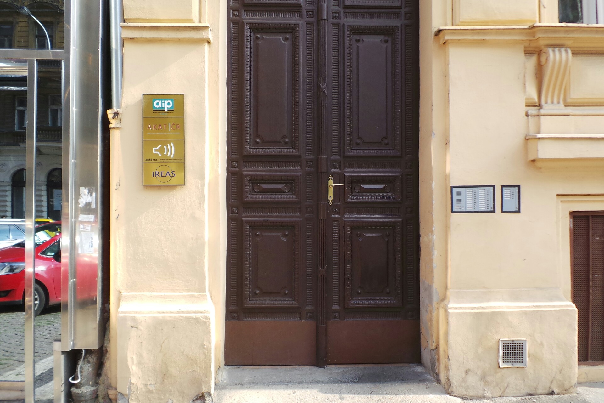 Albertina icome Praha, s.r.o.