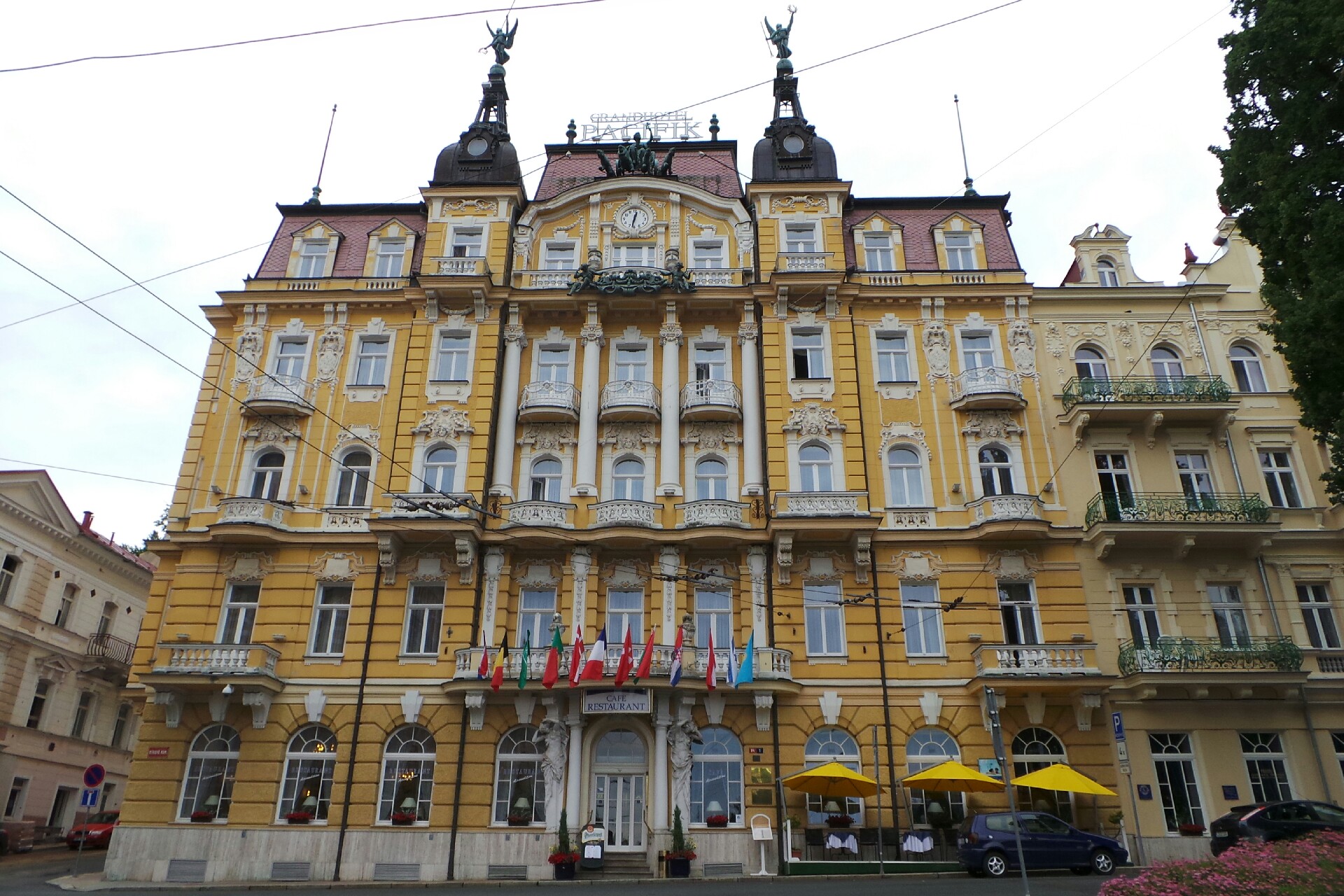 Renata Česalová - Salon Karolína