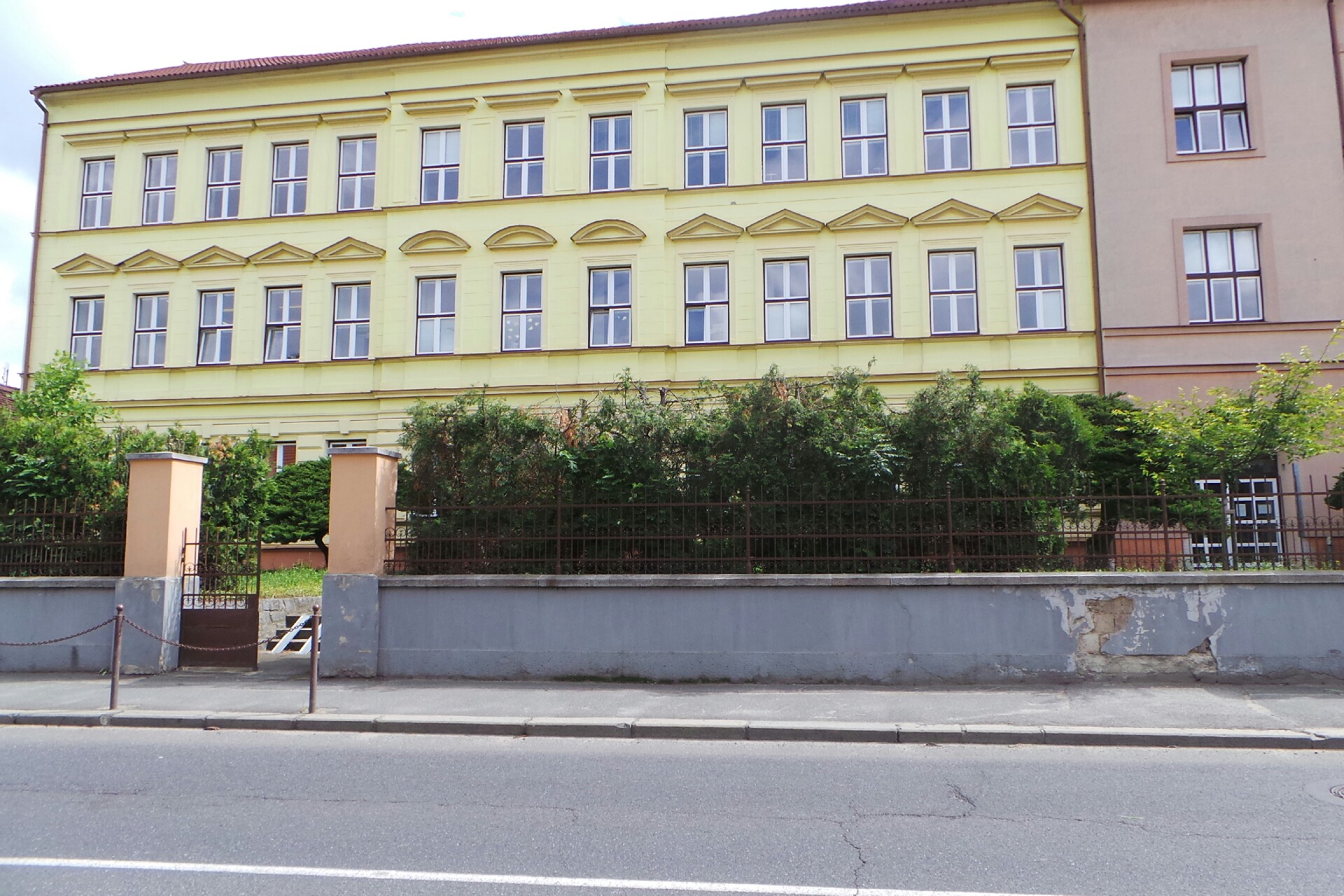 ZŠ Horažďovice, Komenského