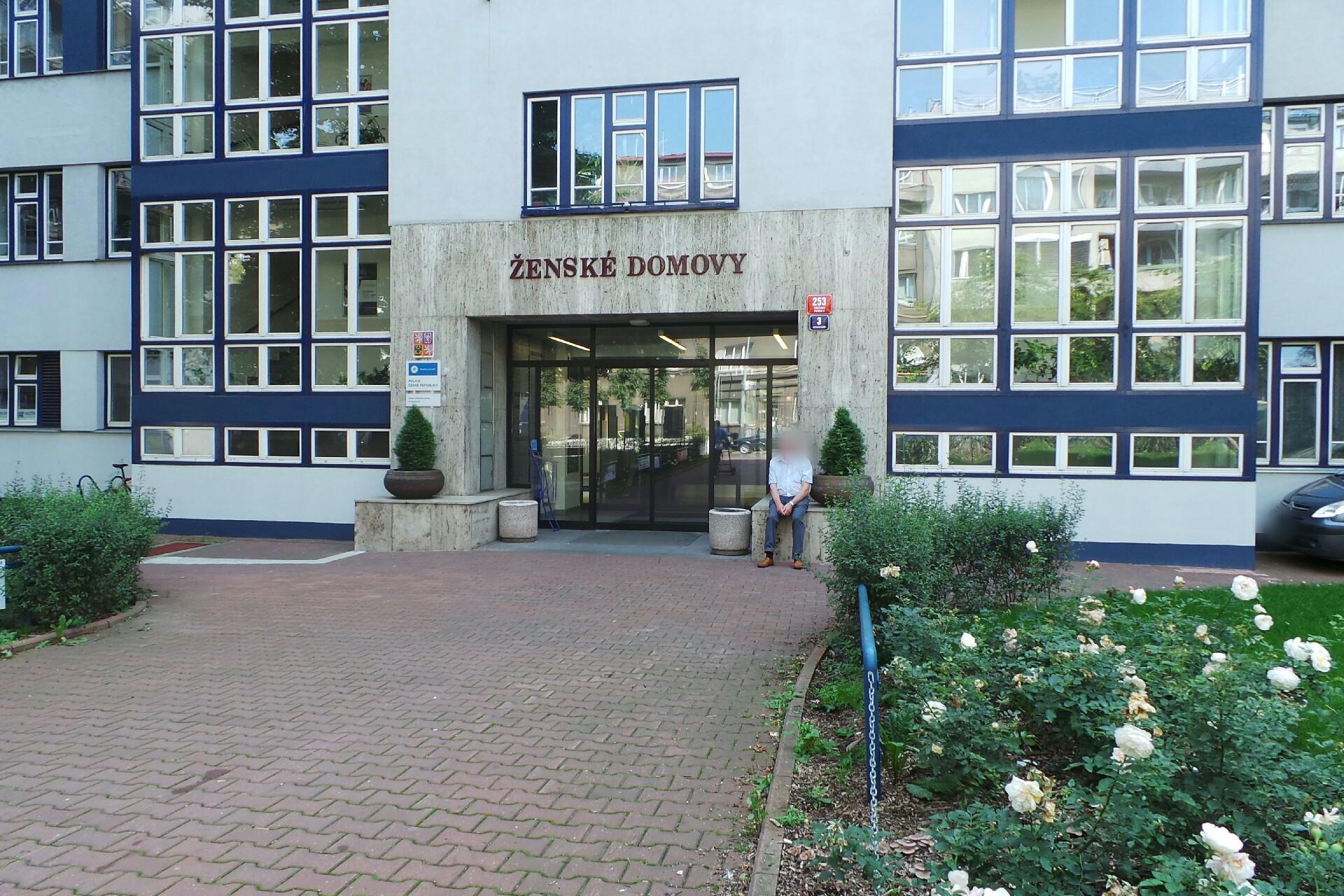 Mgr. Pavlína Zdeňková Kroužková