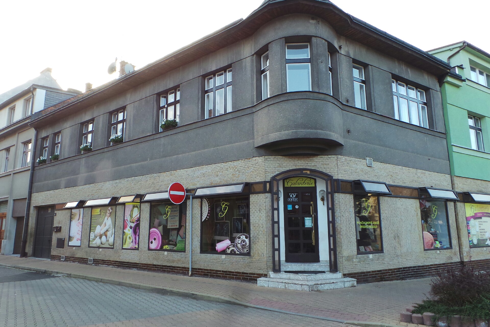 Čistírna peří Mareš