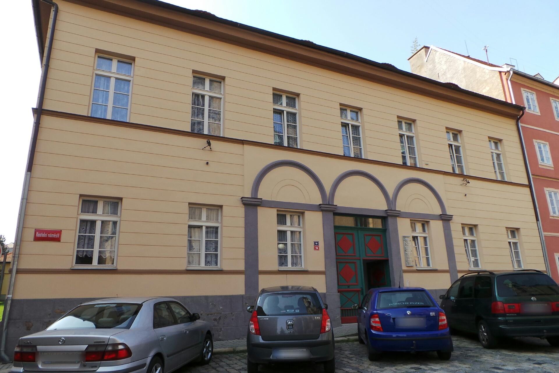 Farní knihovna Cheb