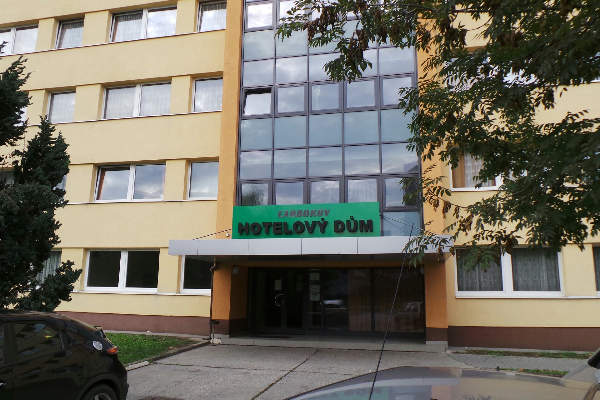 Hotelový dům CARBOKOV