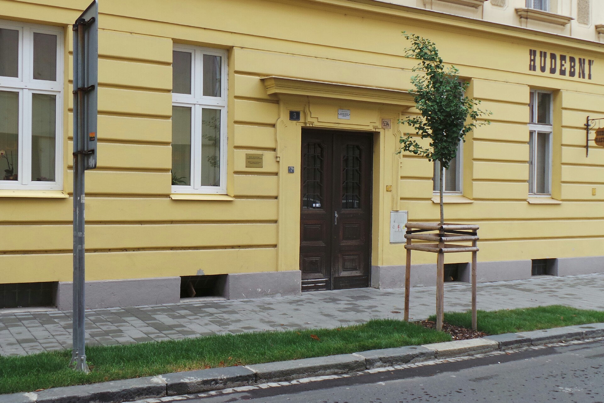 MUDr. Zuzana Svrčinová