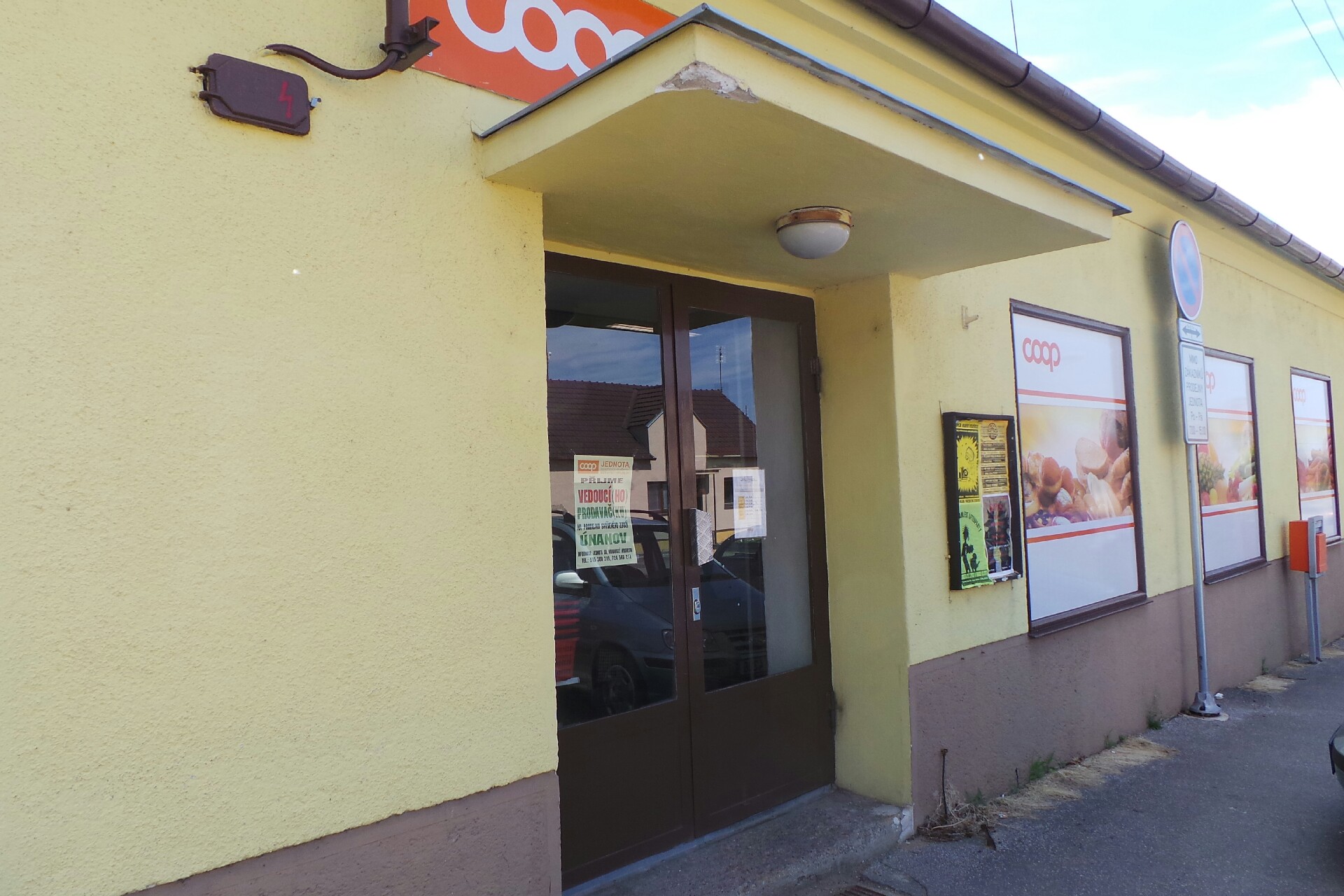 JEDNOTA, spotřební družstvo, Moravský Krumlov – COOP