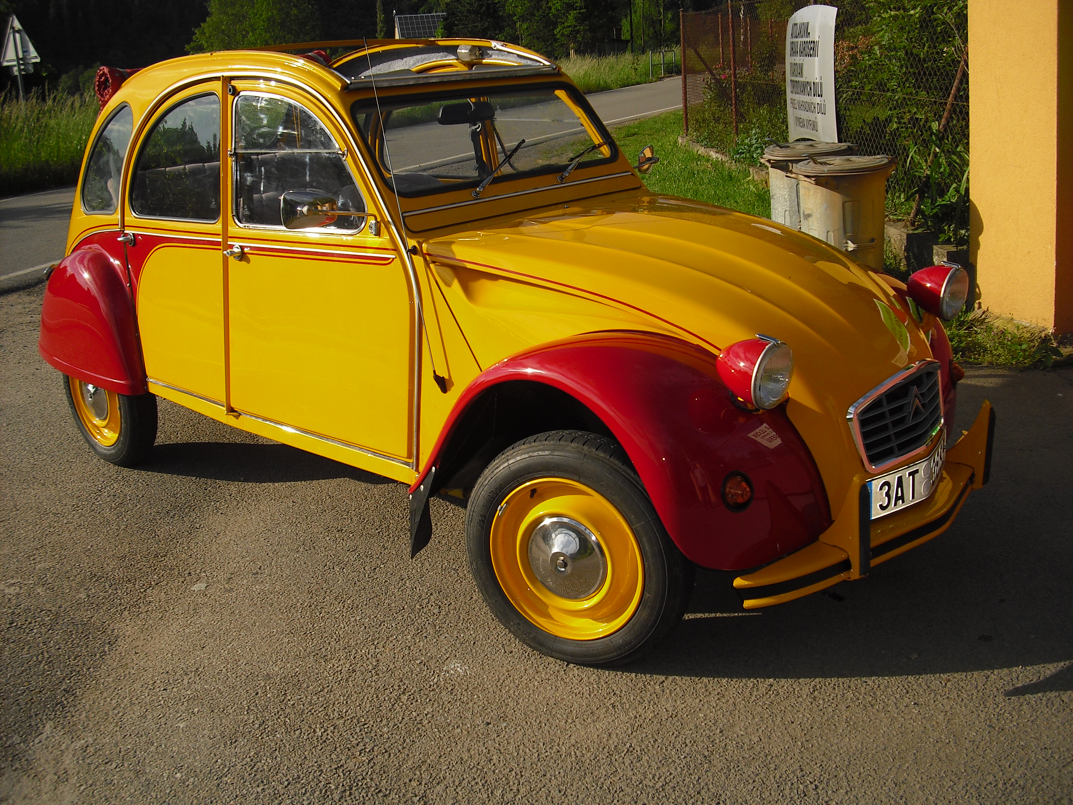 Autolakovna a opravna karosérií M.Lejček a J.Holub foto 3