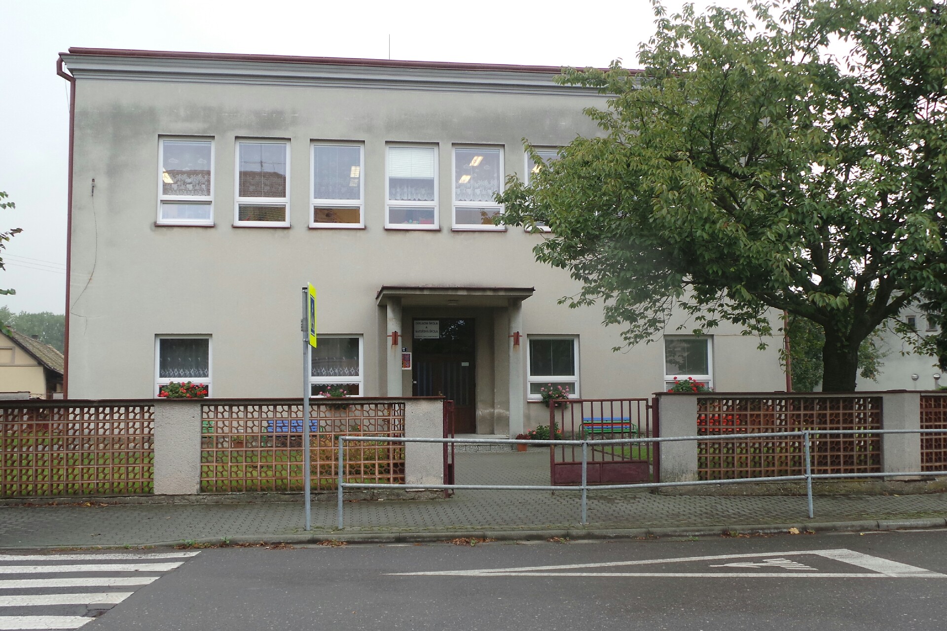 Základní škola a mateřská škola Černožice