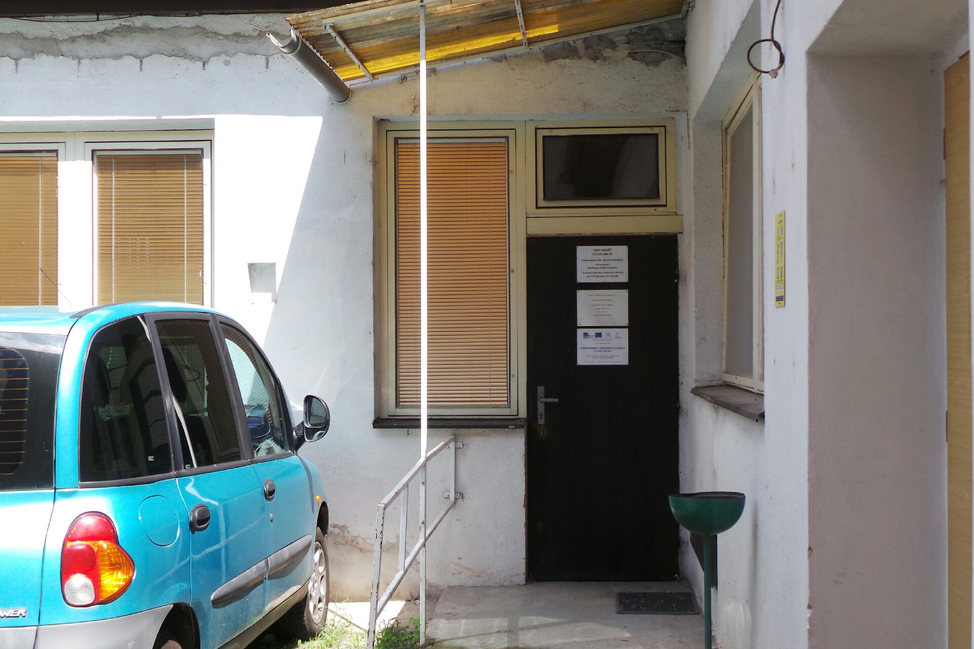 Autoškola - doprava, dopravní středisko, s.r.o.