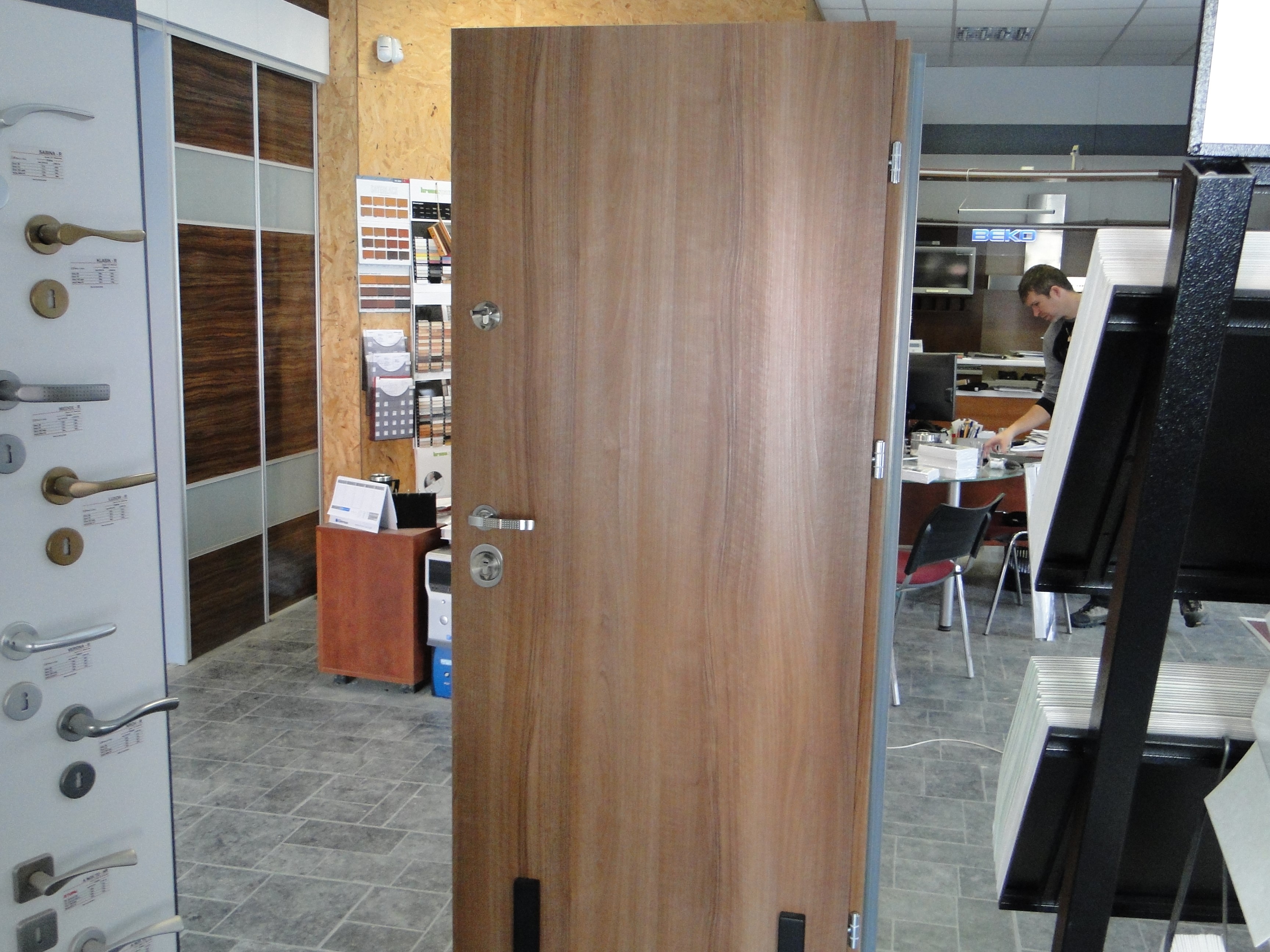 HT dveře – Bezpečnostní dveře foto 2